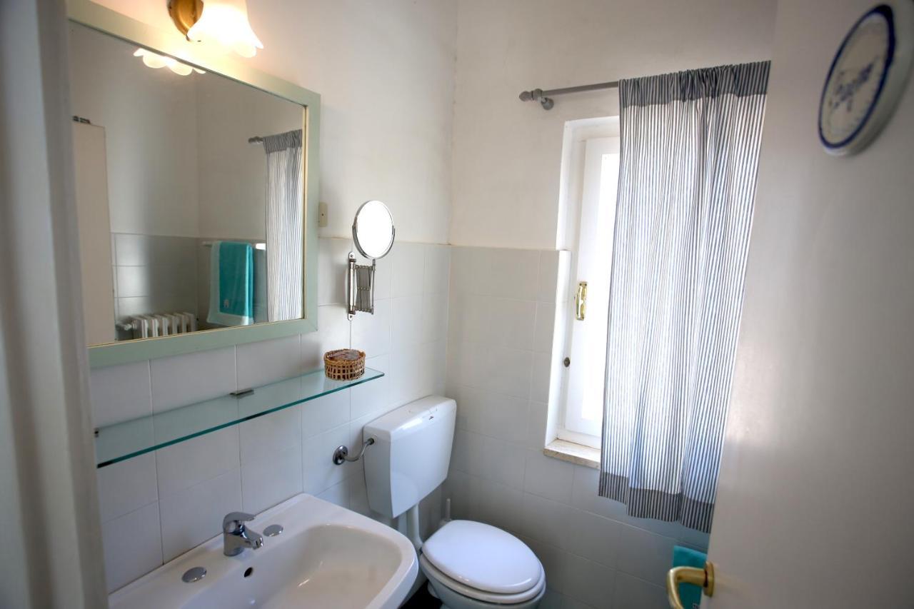 Ca' La Stella Sea-View Apartments Porto Azzurro Ngoại thất bức ảnh