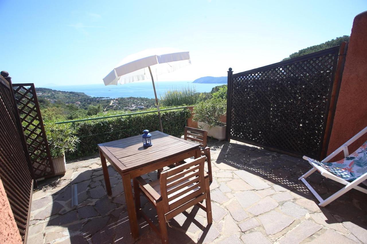 Ca' La Stella Sea-View Apartments Porto Azzurro Ngoại thất bức ảnh