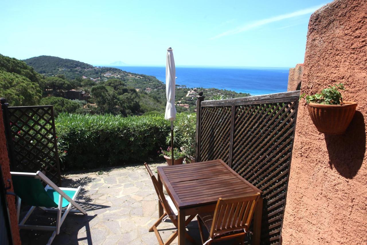 Ca' La Stella Sea-View Apartments Porto Azzurro Ngoại thất bức ảnh