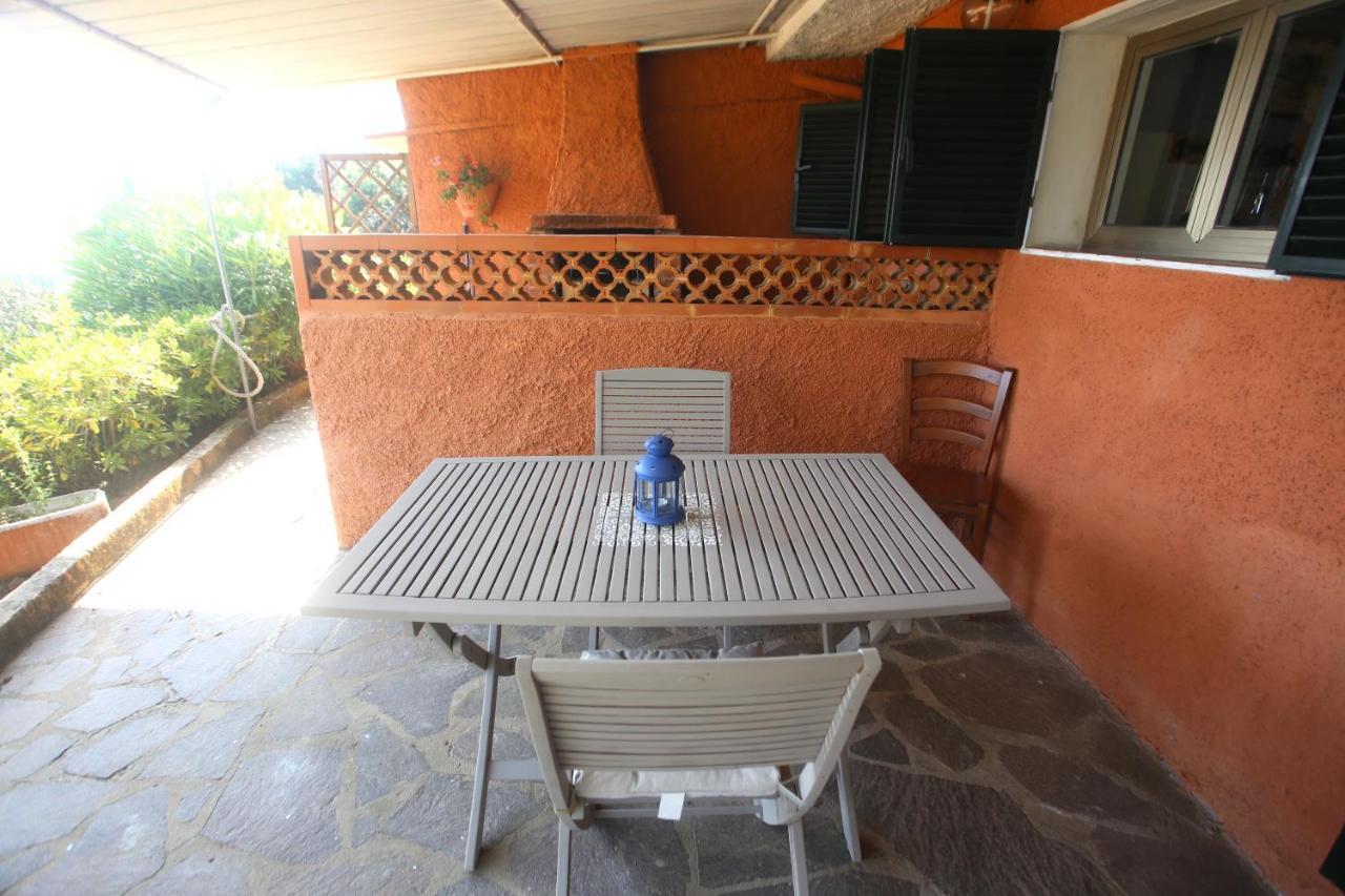 Ca' La Stella Sea-View Apartments Porto Azzurro Ngoại thất bức ảnh