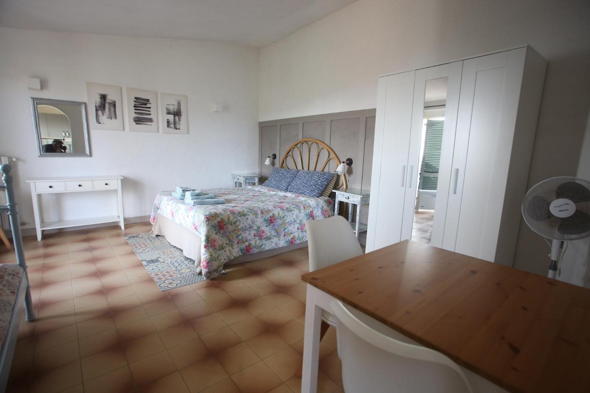 Ca' La Stella Sea-View Apartments Porto Azzurro Ngoại thất bức ảnh